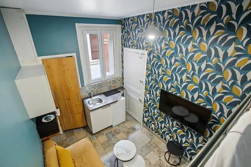 548 Dulac - Superbe A Daire